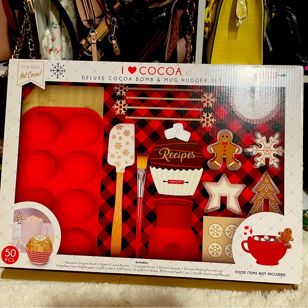 NEW DELUXE COCOA BOMB AND HUGGER MOLD SET